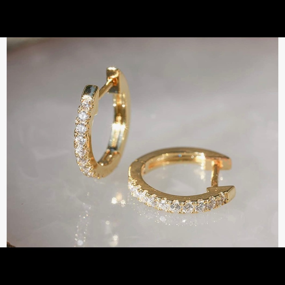 Pomoda 14 K gold plated huggie Hoop earrings
